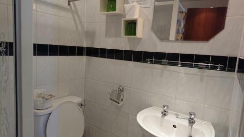 Hostal Ash Lea Hotel
