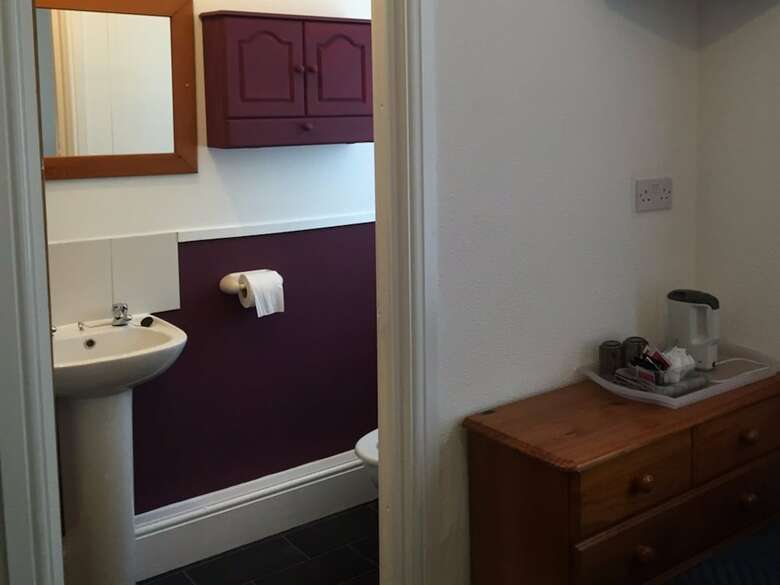Hostal Willin House Hotel