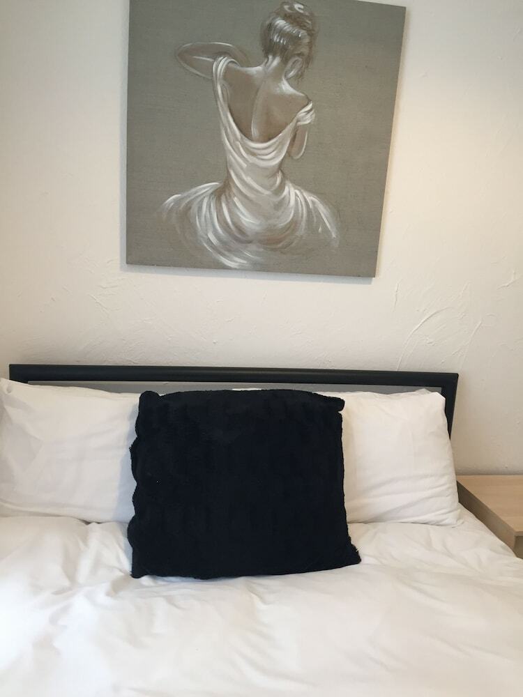 Hostal Willin House Hotel