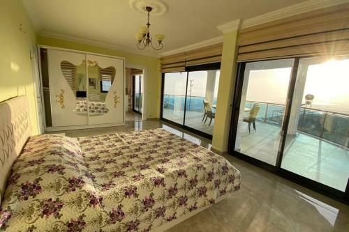 Super Luxury Villa With 5bedroom,pool And Jacuzzi