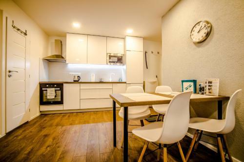Central Apartments By Kovee