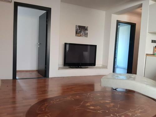 Pleasant Apartment Under The Bratislava Castle