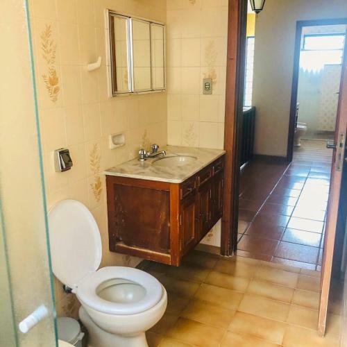 Ch�cara Na Divisa Sp/mg C/ Lago, Piscina E Bosque