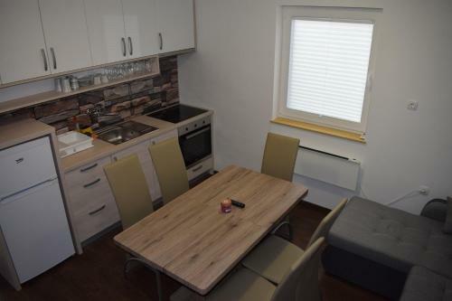 Apartamentos Borovnica ?ate?