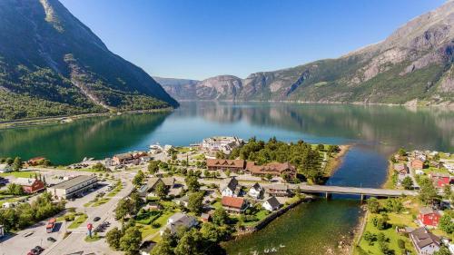 Hotel VIK Pensjonat Og Hytter