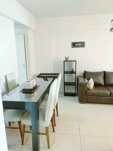 Apartamento Departamento Heras 2 Amb