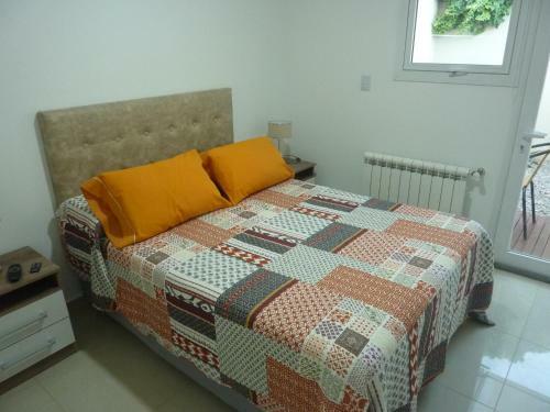 Apartamento Edificio Nikemen, Moderno Dpto Con Patio Y Cochera Cubierta