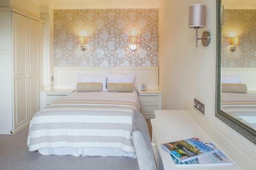 Sidmouth Harbour Hotel - The Westcliff