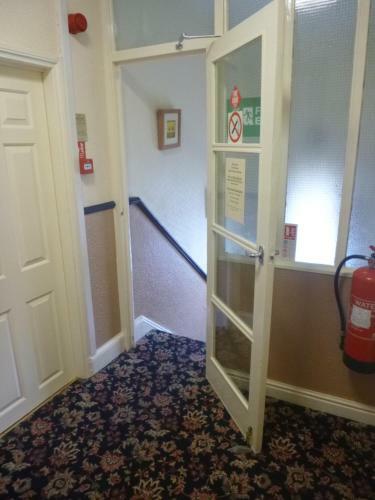 Hostal The Warwick Southport