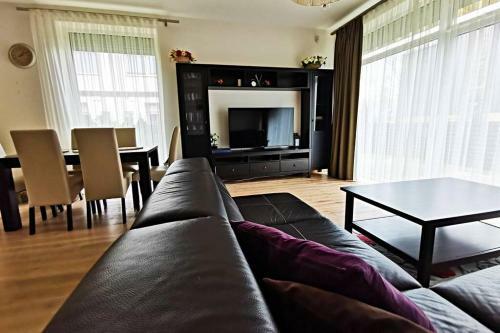 Apartamento Vila La Familia Kunigi?k?s