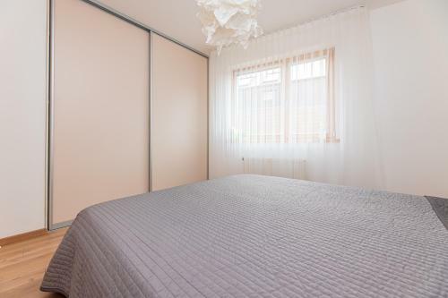 Apartamento J?ros Takas