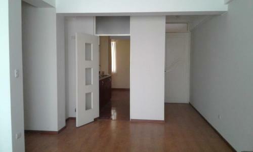 Apartamento Lindo, Amplio E Independiente Departamento