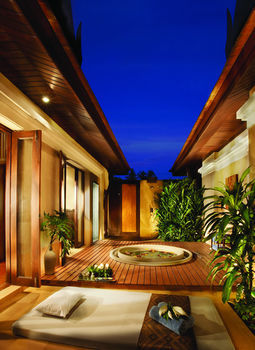 Hotel Rawi Warin Resort & Spa