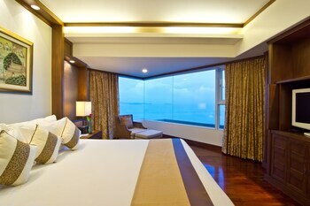 Royal Cliff Beach Hotel