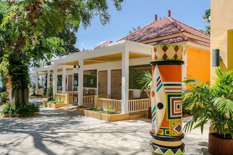 Hotel Chaba Cabana Beach Resort