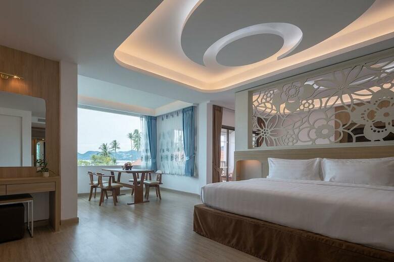 Hotel Chaba Cabana Beach Resort
