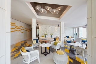 Hotel Amari Palm Reef Resort