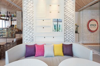 Hotel Amari Palm Reef Resort