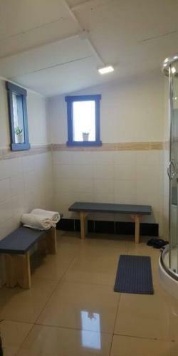 Apartamento Caba�as Junto Al Lago En Granja Ecol�gica.