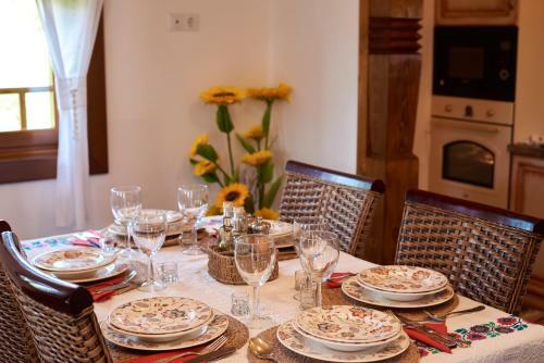 Hostal Pensiunea Agroturistica Casa Pribegilor