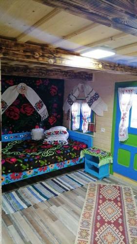 Conplex Traditional Casuta Bunicilor-breb