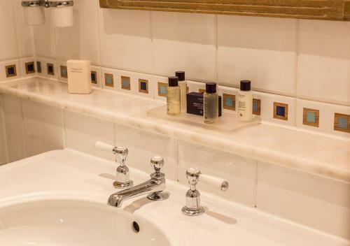 Kilworth House Hotel And Theatre