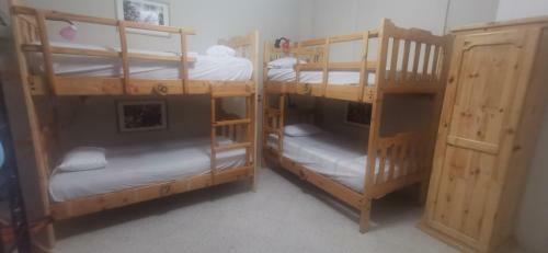 Hostal Malecon Guesthouse