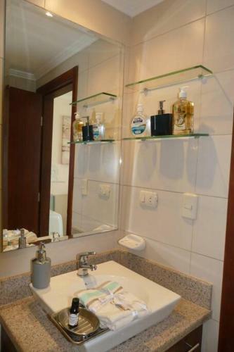 Apartamento Ecu Suites Highestview-penthouse Riverfront Wyndham Airport