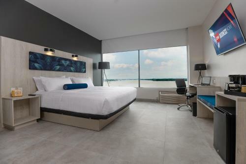 River Garden Hotel + Suites