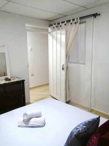 Casa Acogedora En Calarc�, Casa Con Aroma A Caf�