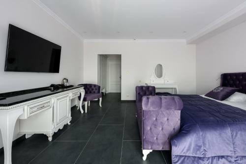 Hotel Grand Royal