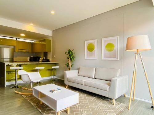 Apartamento Alluring Loft With Balcony And Mountain View