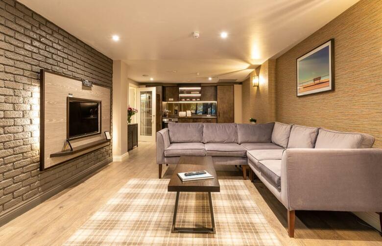 The Lawrance Luxury Aparthotel - York