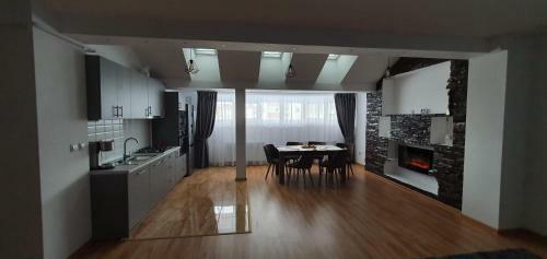 Apartamento Fireplace Penthouse In Brasov