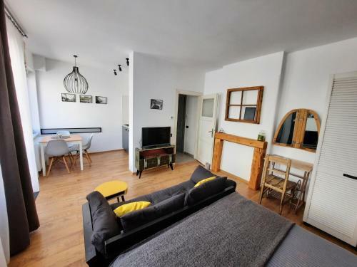 Pif Apartments Sadoveanu