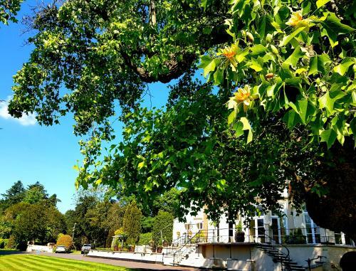 Taplow House Hotel & Restaurant