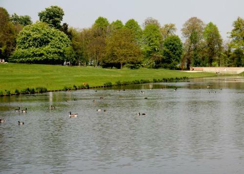 Hotel Lydiard House Conference Centre