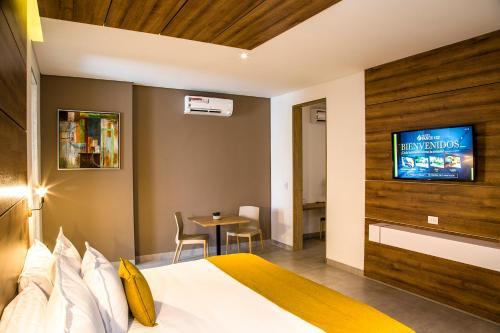 Hotel Pance 122
