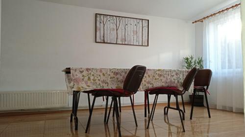Hostal Casa Zura