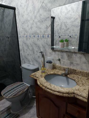 Casa Com Piscina Na Regi�o Dos Lagos - Araruama
