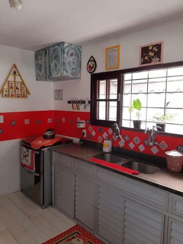 Casa Com Piscina E Churrasqueira Regi�o Dos Lagos