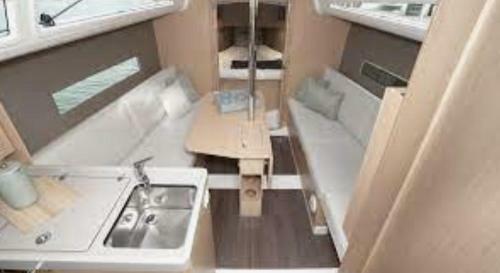 Oceanis 30.1 Arya Izola Slovenia