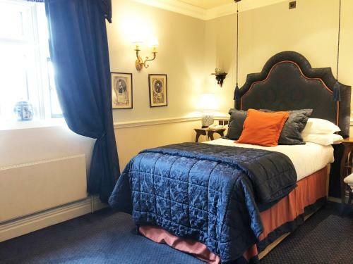 Coombe Abbey Hotel