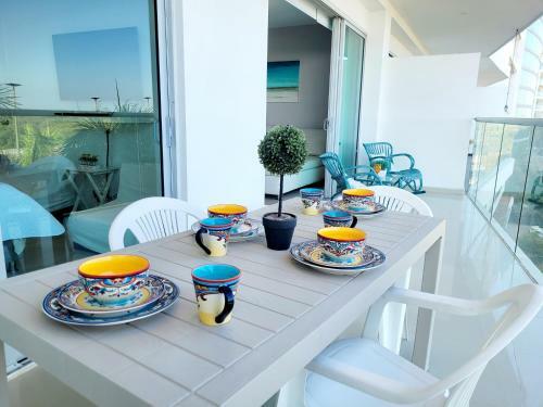Apartamento, En Primera Linea De Playa