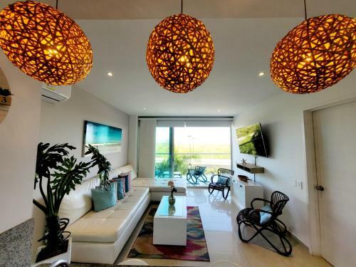 Apartamento, En Primera Linea De Playa