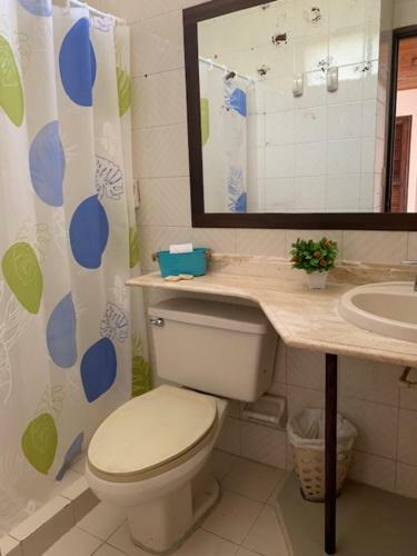 Apartamento Bueno, Bonito Y Barato