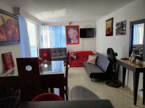 Apartamento Apto En El Laguito Con Piscina