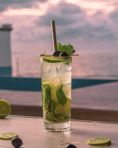 Hotel Coco Beach Cartagena Rooftop Gastro Bar