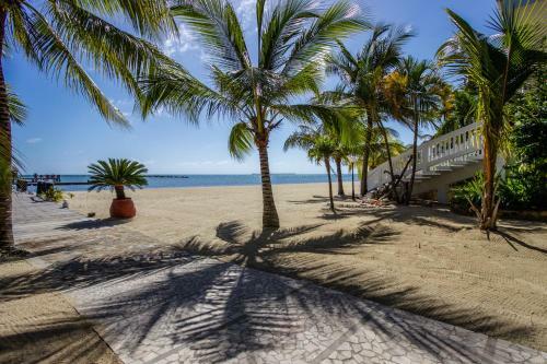 Carol's Cabanas