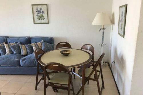 Apartamento Muy Luminoso Y Excelente Vista, Edificio Santos Dumont, Pen�nsula